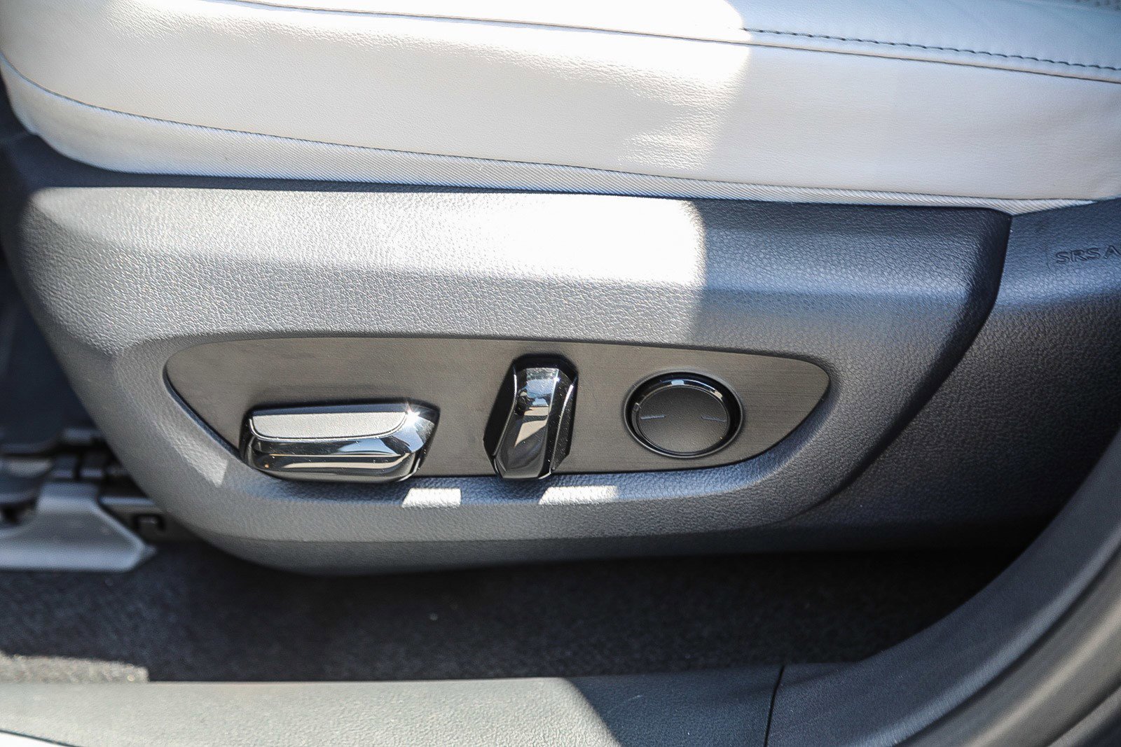 Used 2023 Lexus RX 350 Premium Plus w/ Cold Area Package FWD image 19