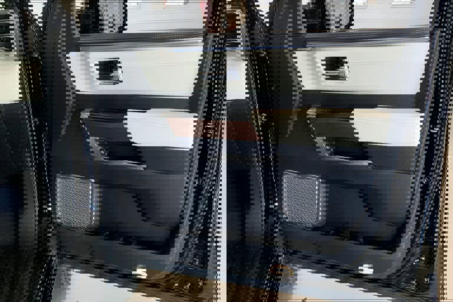 Used 2023 Toyota Tundra Capstone image 25