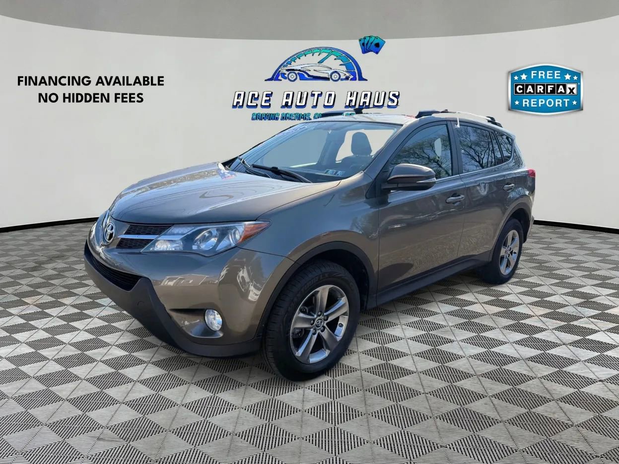 Used 2015 Toyota RAV4 XLE AWD/4WD image 3