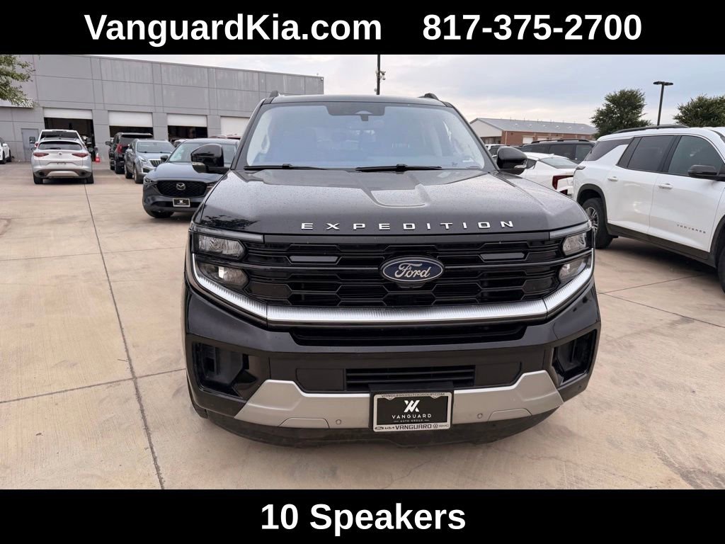 Used 2025 Ford Expedition Max Platinum AWD/4WD image 7