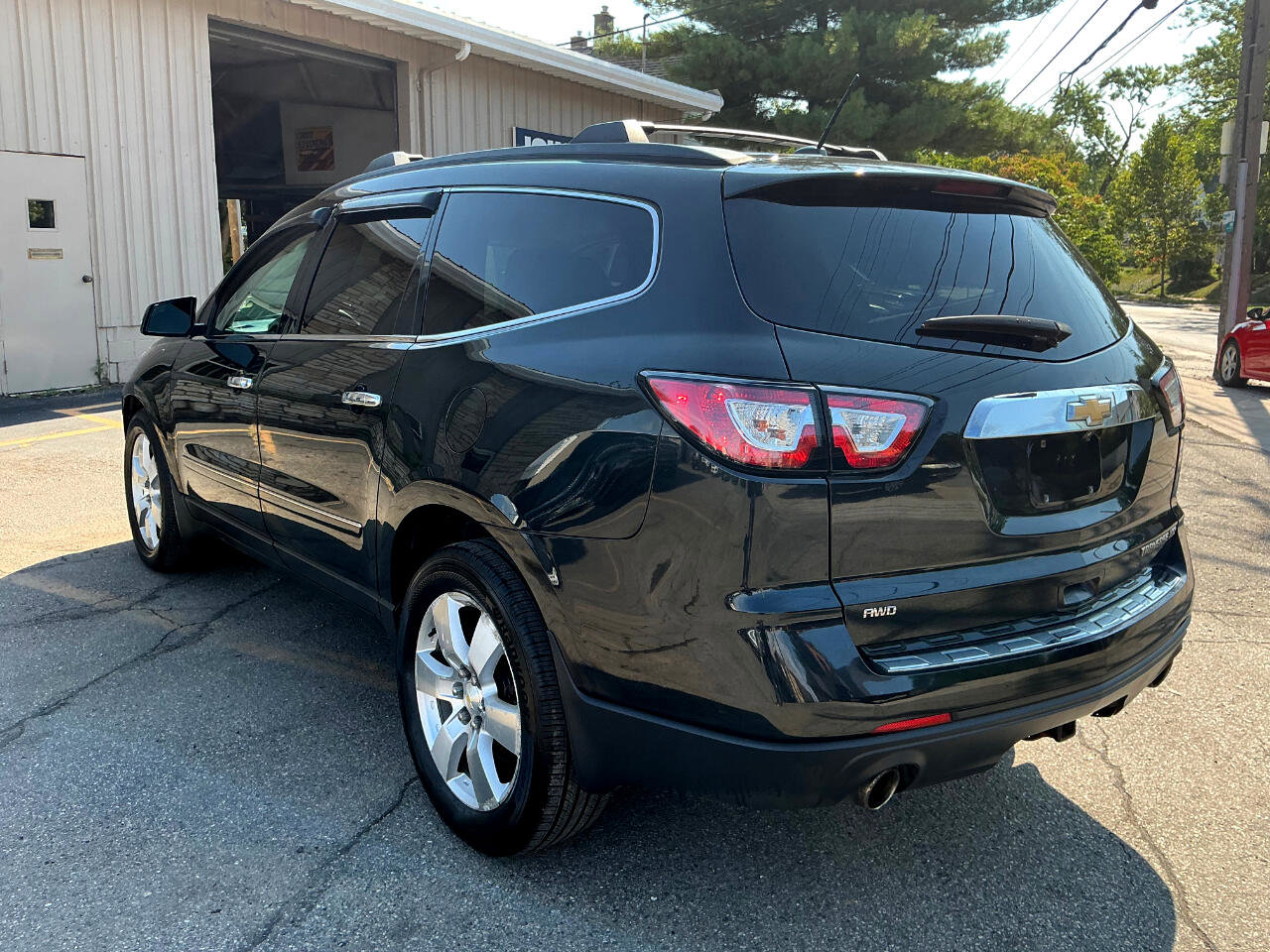 Used 2014 Chevrolet Traverse LTZ image 5