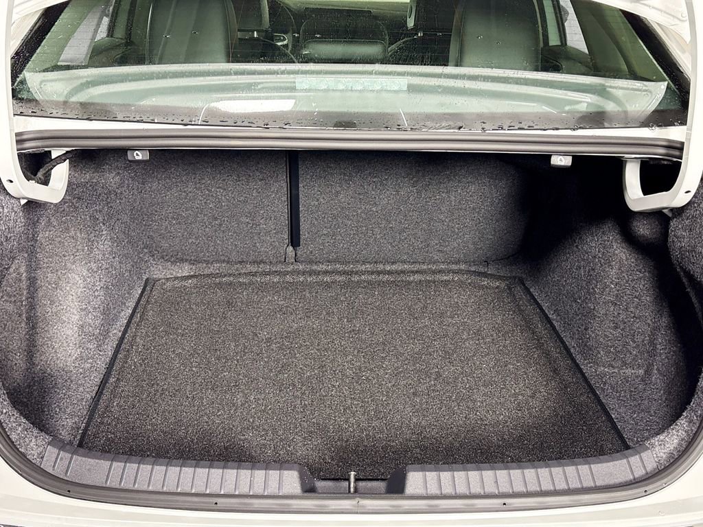 New 2026 Volkswagen Jetta SE image 21