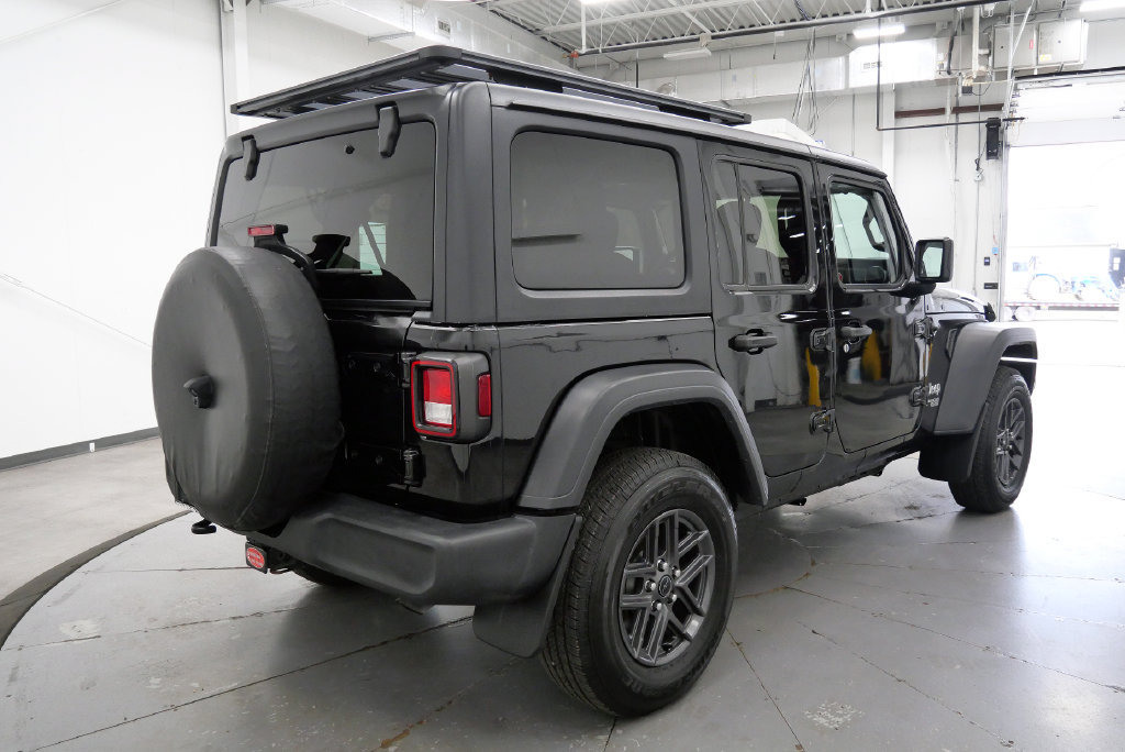 Used 2020 Jeep Wrangler Unlimited Sport w/ Technology Group AWD/4WD image 8