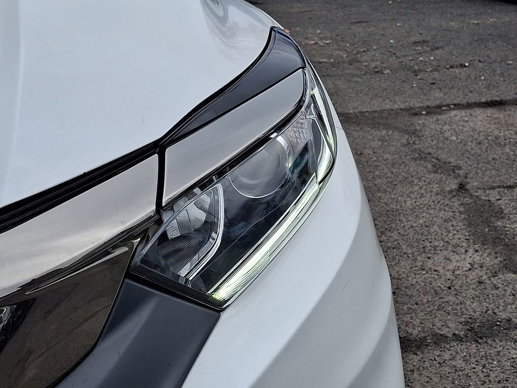 Used 2022 Honda HR-V LX image 35