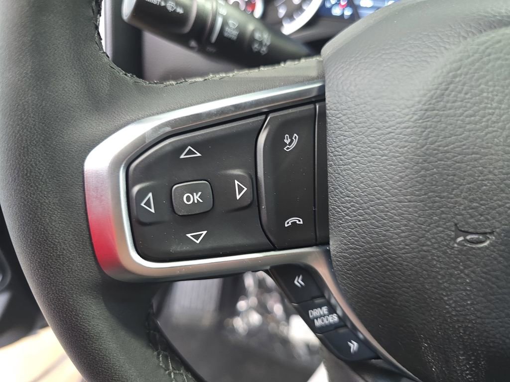 New 2026 RAM 1500 4x4 Crew Cab image 17