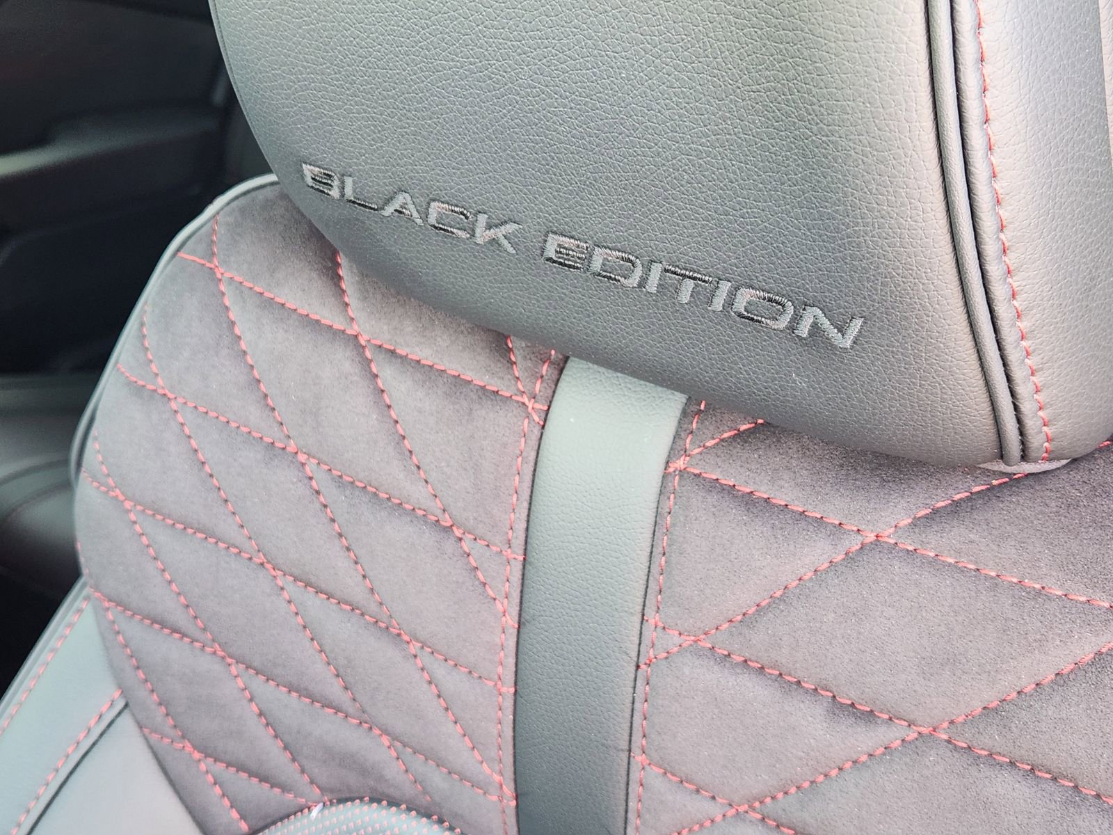 New 2026 Honda Pilot Black Edition image 18