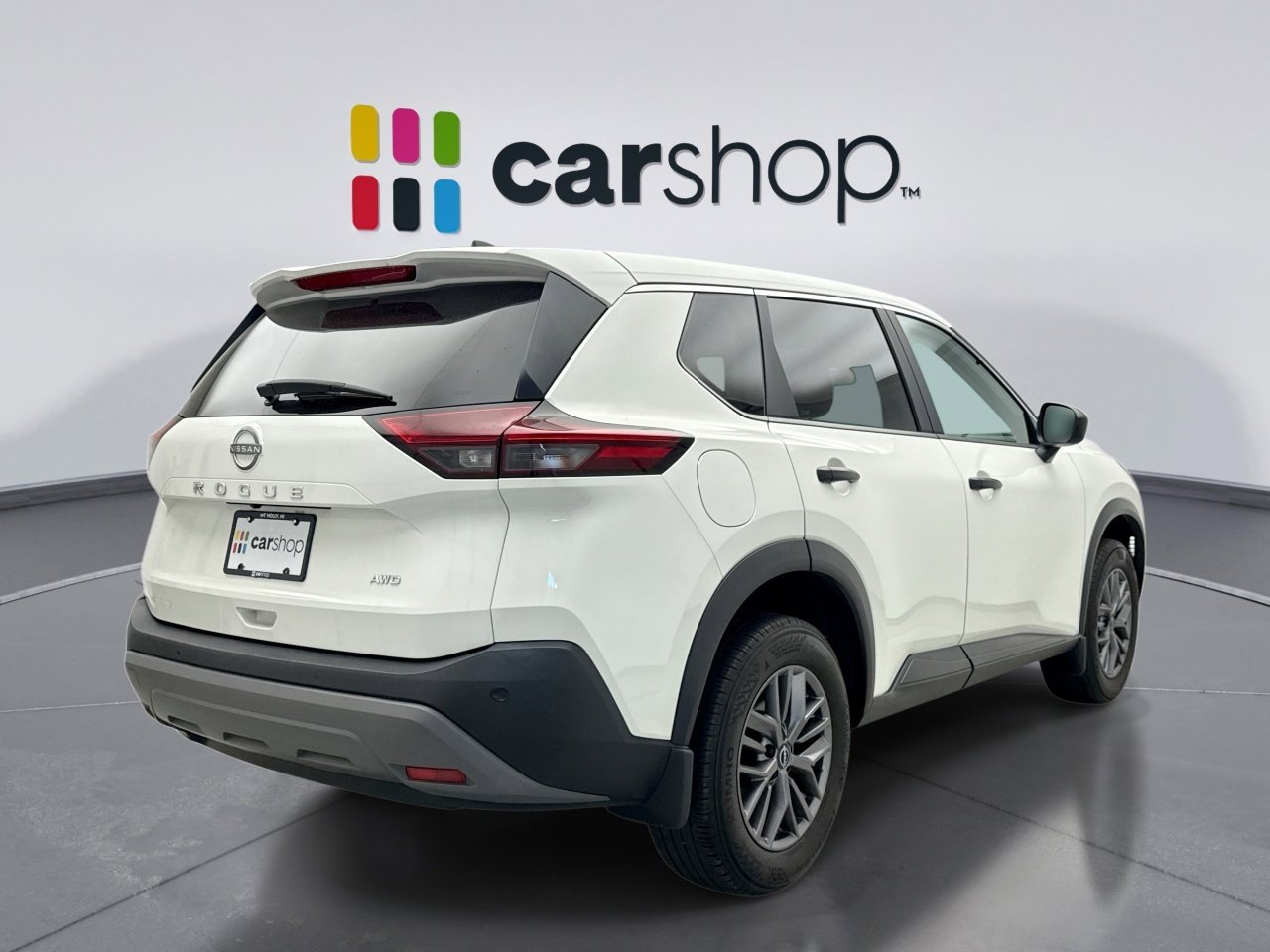Used 2023 Nissan Rogue S AWD/4WD image 5