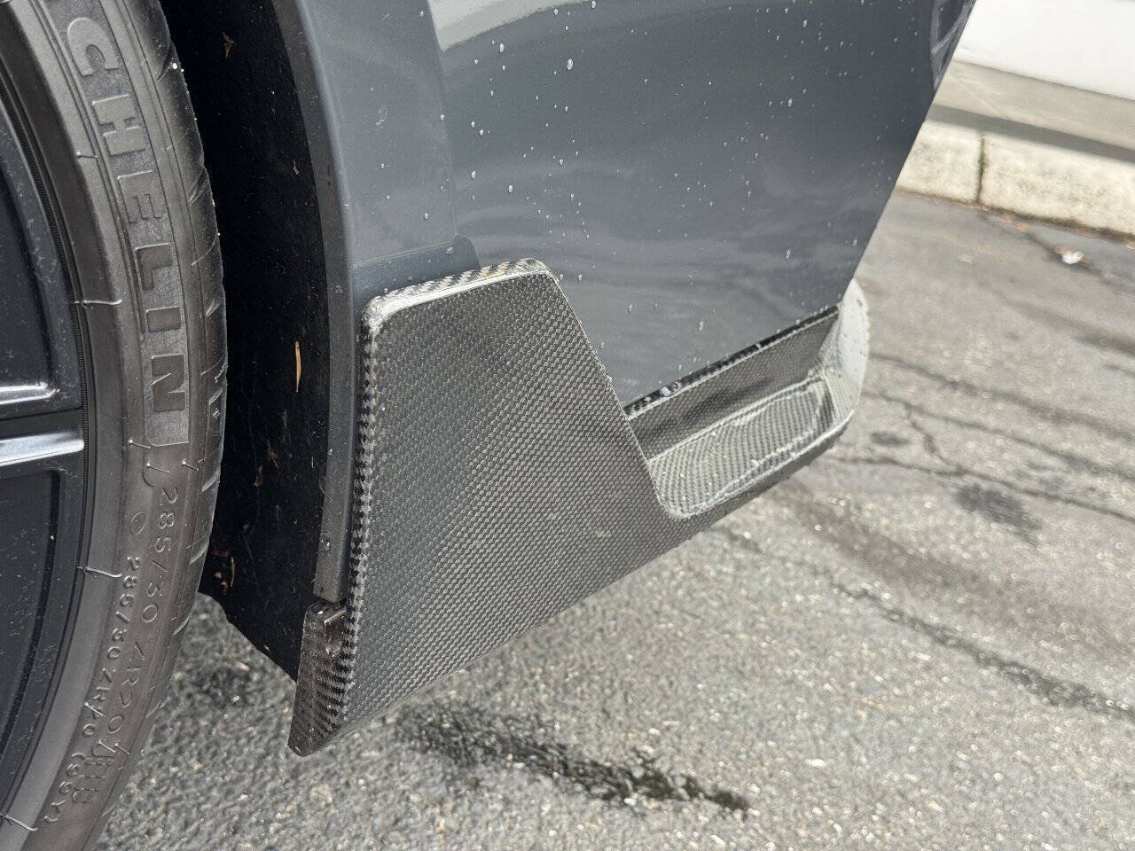 Used 2021 BMW M4 Competition w/ M Carbon Exterior Package RWD image 6