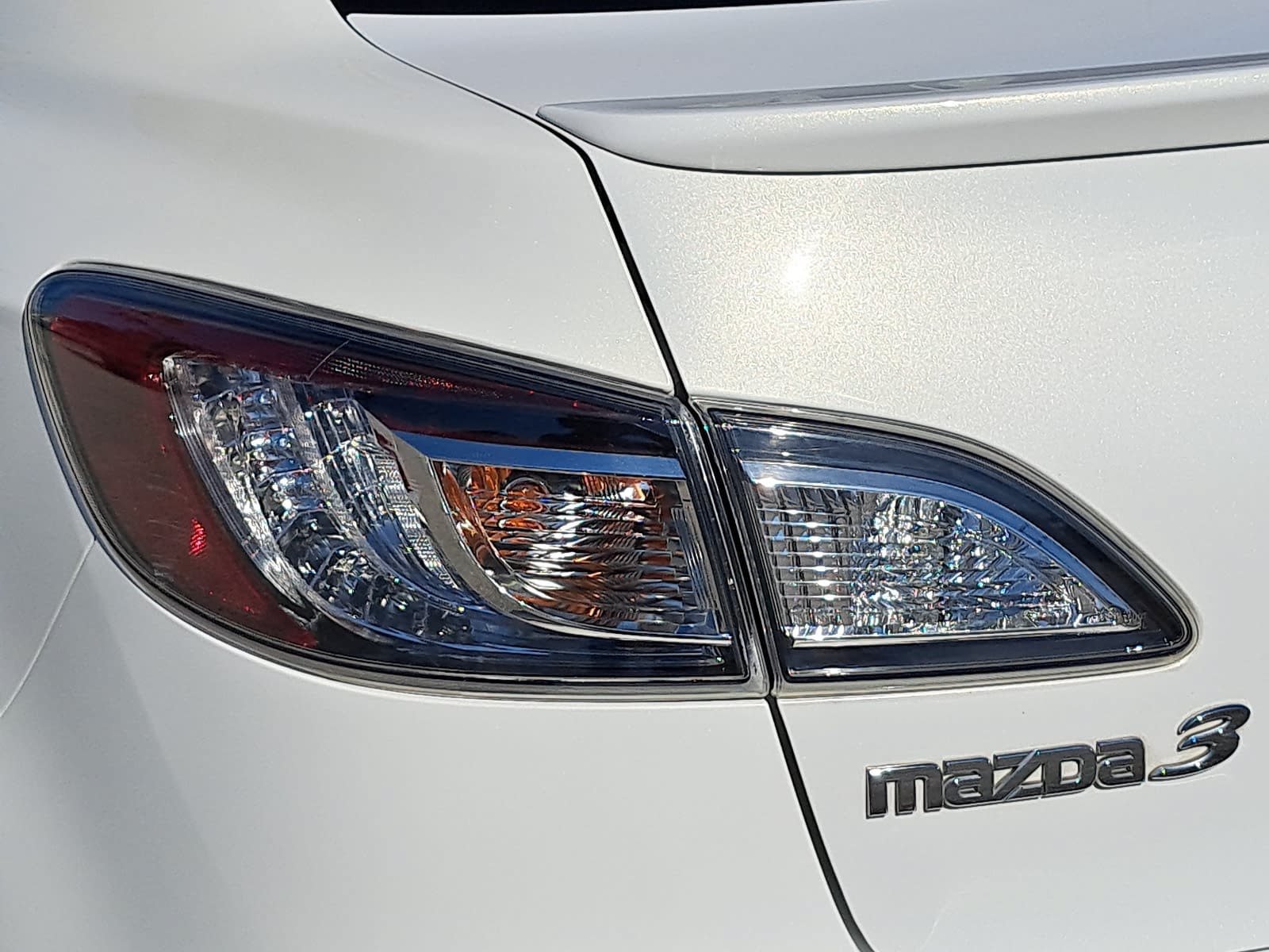 Used 2010 MAZDA MAZDA3 s Grand Touring FWD image 34
