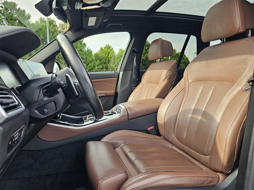 Used 2021 BMW X5 sDrive40i w/ M Sport Package image 14