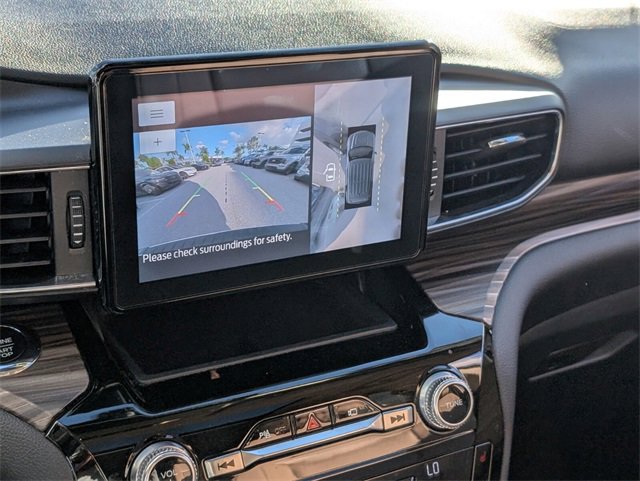 Certified 2021 Ford Explorer Limited w/ Equipment Group 301A image 19