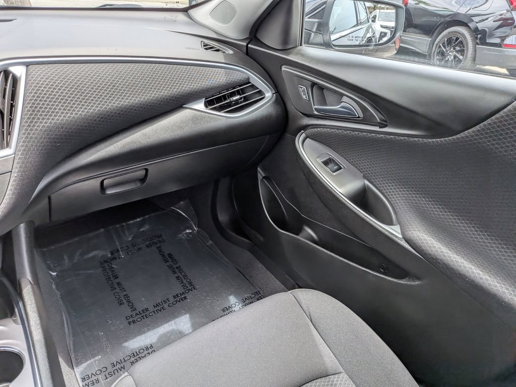 Used 2023 Chevrolet Malibu LT FWD image 15