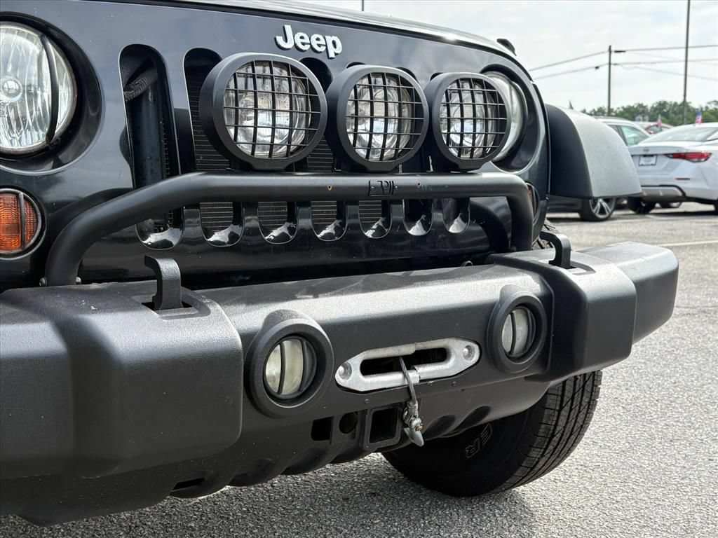 Used 2008 Jeep Wrangler X AWD/4WD image 23