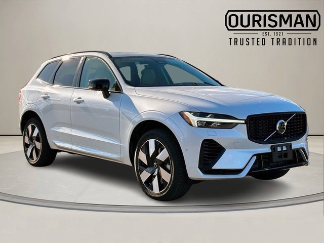 New 2025 Volvo XC60 T8 Plus w/ Climate Package