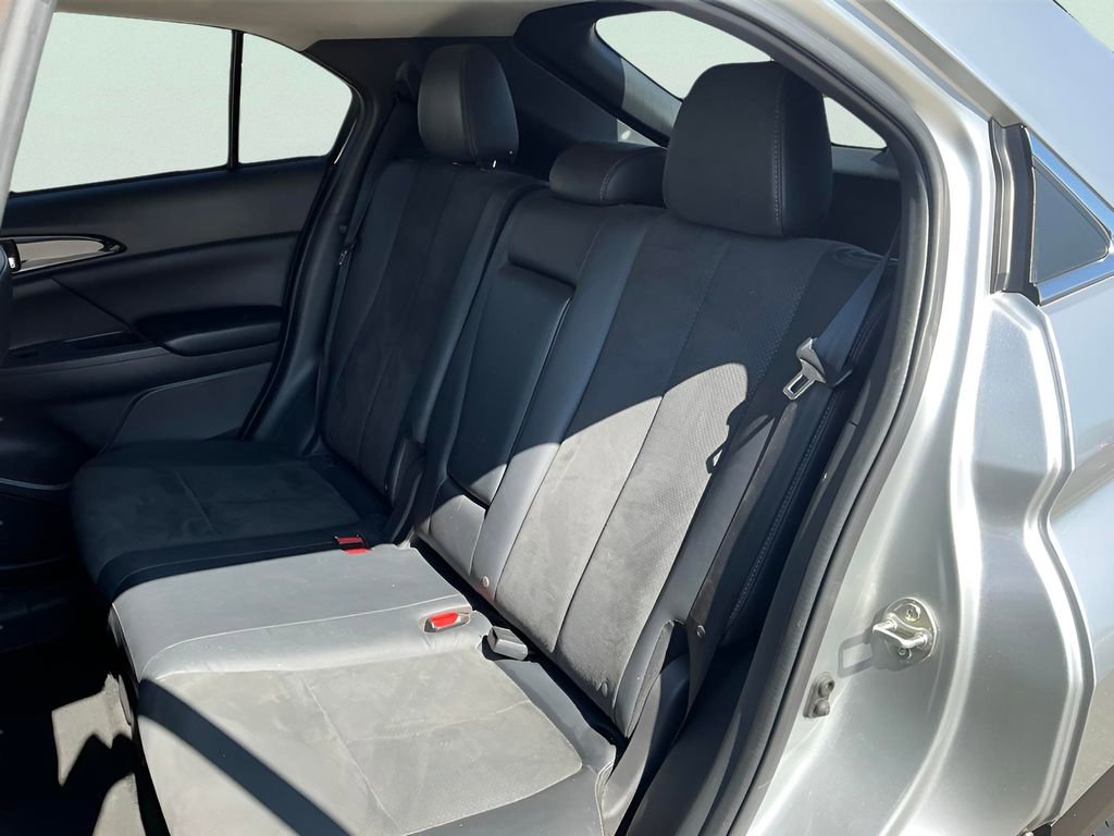 Used 2022 Mitsubishi Eclipse Cross SE image 29