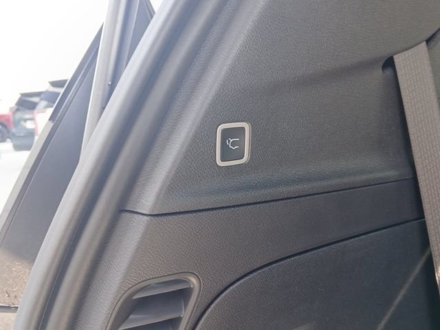 New 2026 Chrysler Pacifica Select FWD image 31