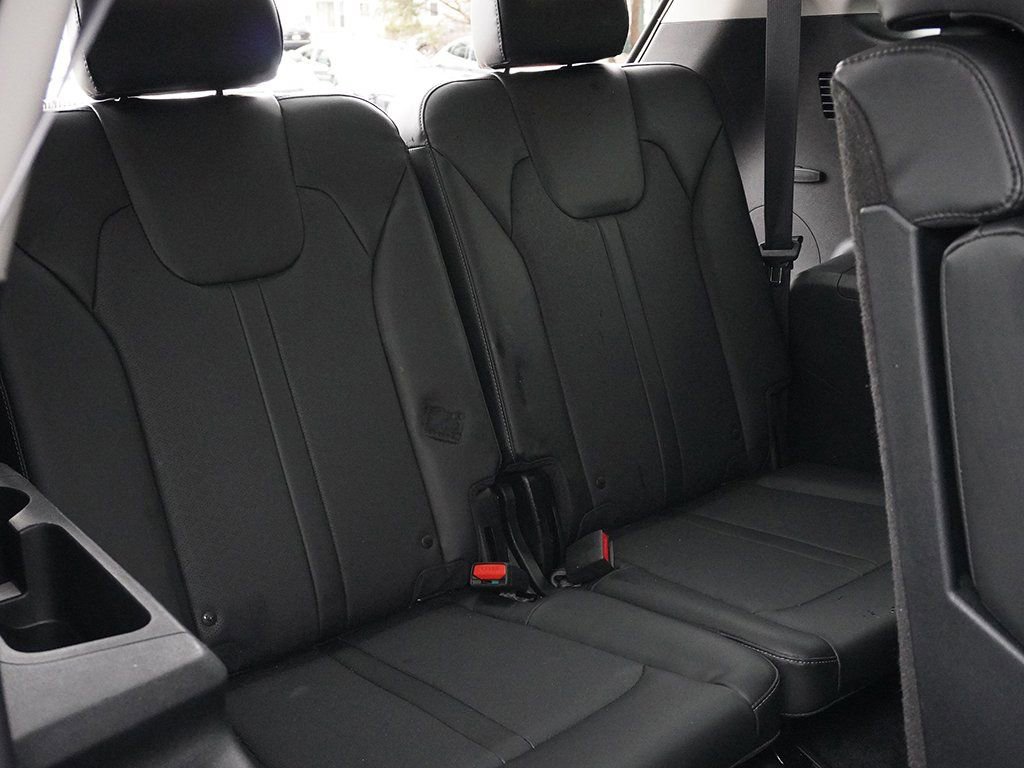 Used 2022 Kia Sorento S image 32