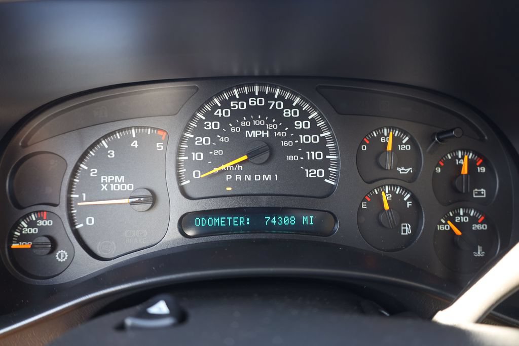 Used 2007 Chevrolet Silverado 2500 W/T w/ Heavy-Duty Power Package AWD/4WD image 14