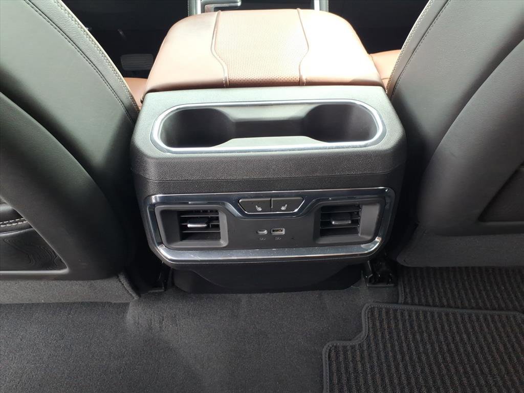 Used 2023 GMC Sierra 1500 Denali Ultimate image 12