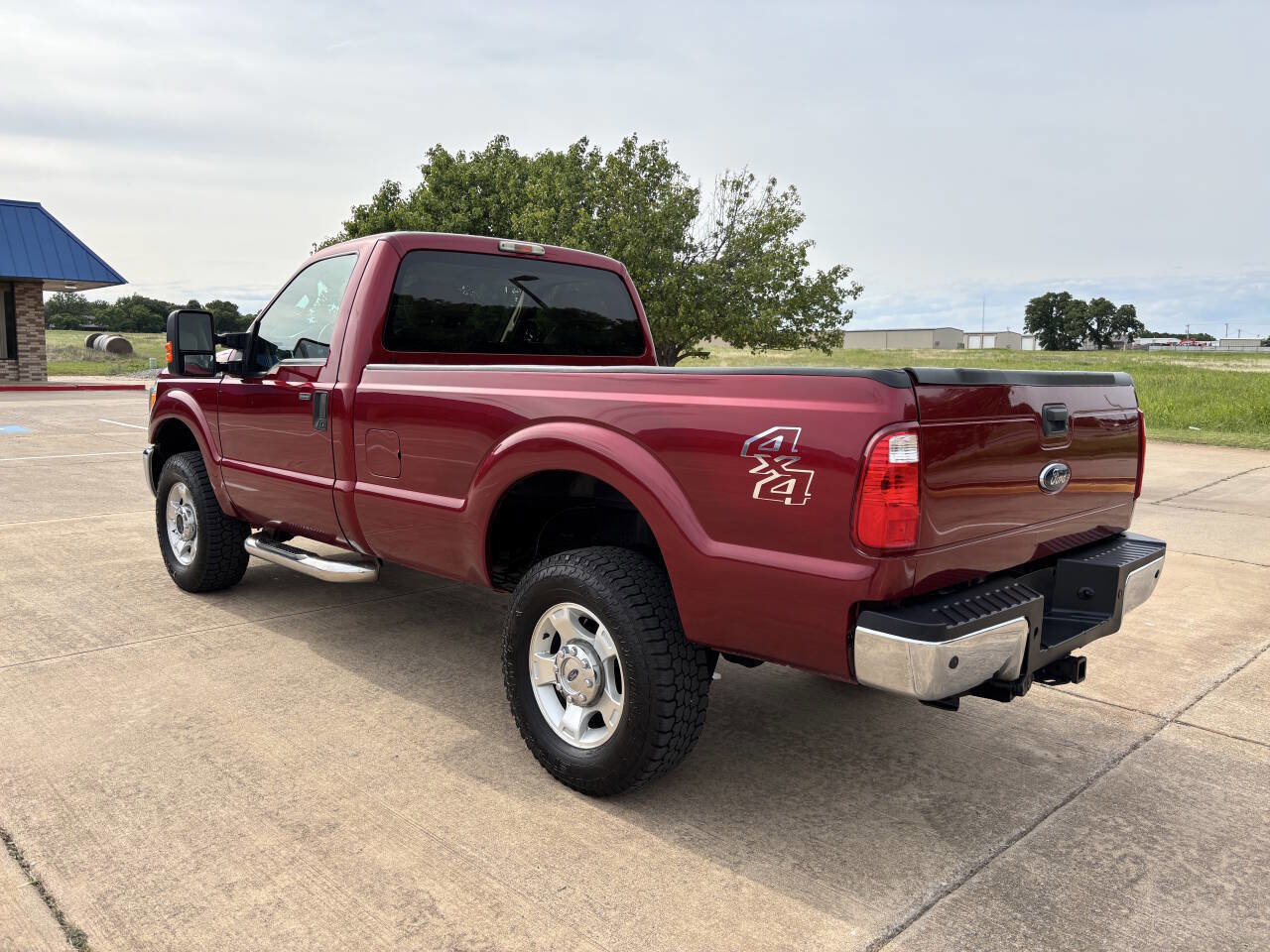 Used 2016 Ford F350 XLT AWD/4WD image 5