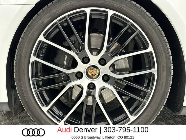 Used 2021 Porsche Panamera 4 image 10