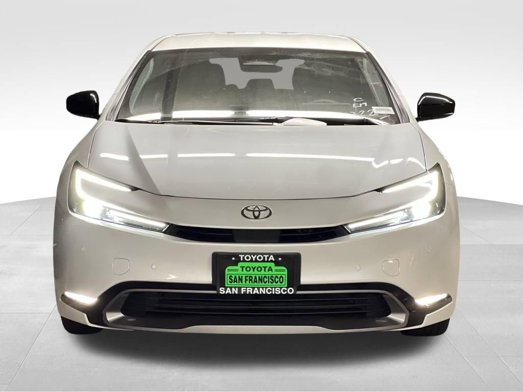New 2026 Toyota Prius XLE image 5