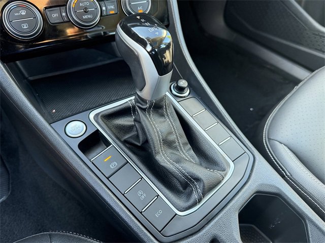 Used 2024 Volkswagen Jetta SE image 17