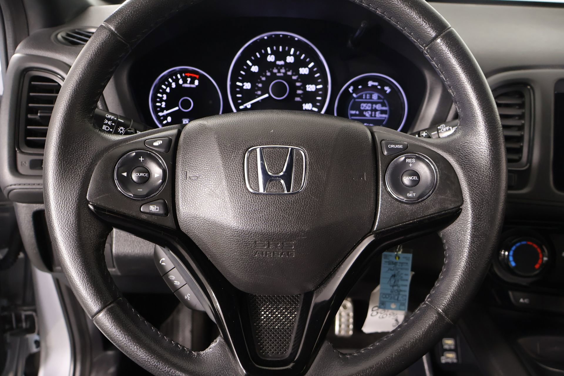 Used 2019 Honda HR-V Sport image 3
