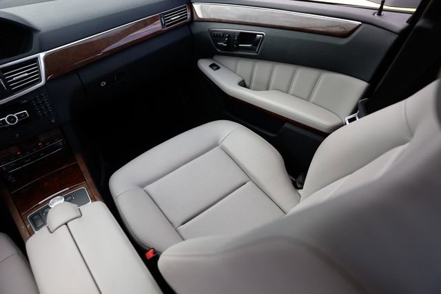 Used 2013 Mercedes-Benz E 350 4MATIC Wagon image 27
