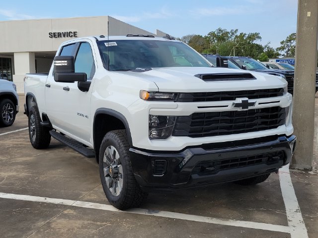 New 2026 Chevrolet Silverado 2500 Custom w/ Custom Value Package AWD/4WD image 2