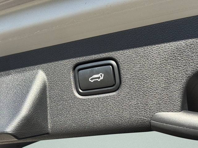 Used 2026 Kia Sportage EX FWD image 12