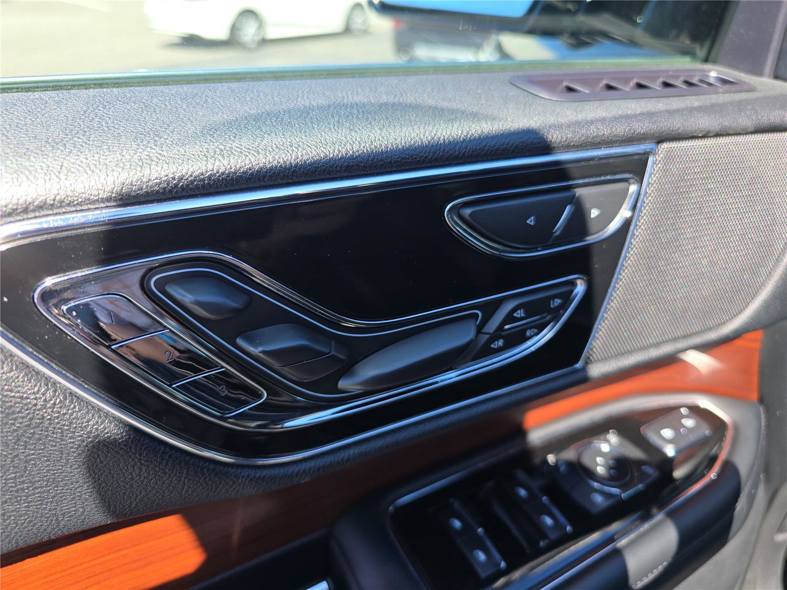 Used 2021 Lincoln Navigator L Reserve image 20