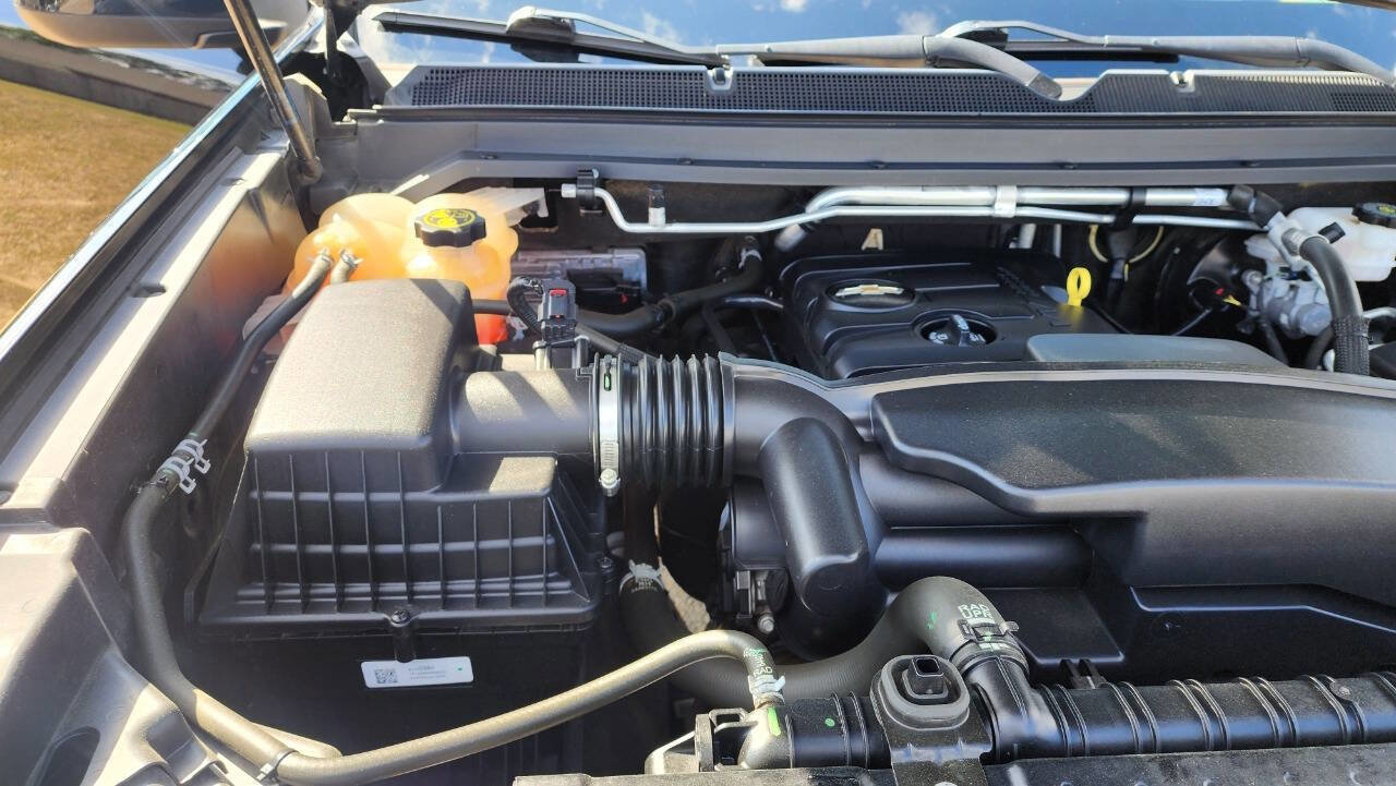 Used 2022 Chevrolet Colorado LT w/ Fleet Safety Package RWD image 43