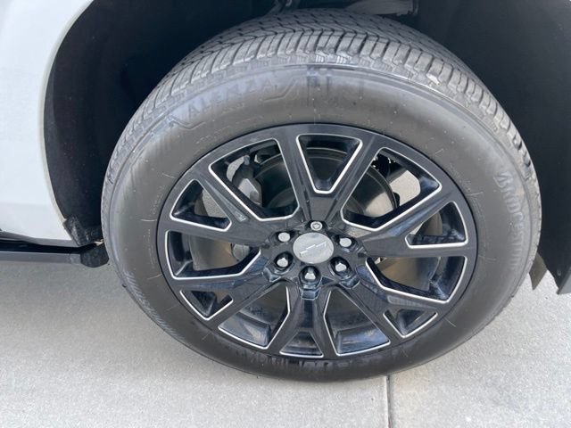 Certified 2022 Chevrolet Tahoe High Country AWD/4WD image 26