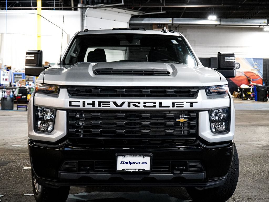 Used 2022 Chevrolet Silverado 2500 Custom w/ Custom Value Package AWD/4WD image 3