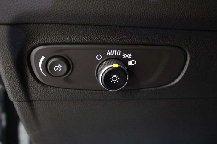 Used 2023 Buick Envision Preferred w/ Sport Touring Package image 38