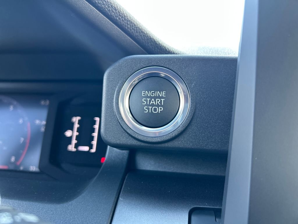 New 2026 Toyota 4Runner SR5 AWD/4WD image 24