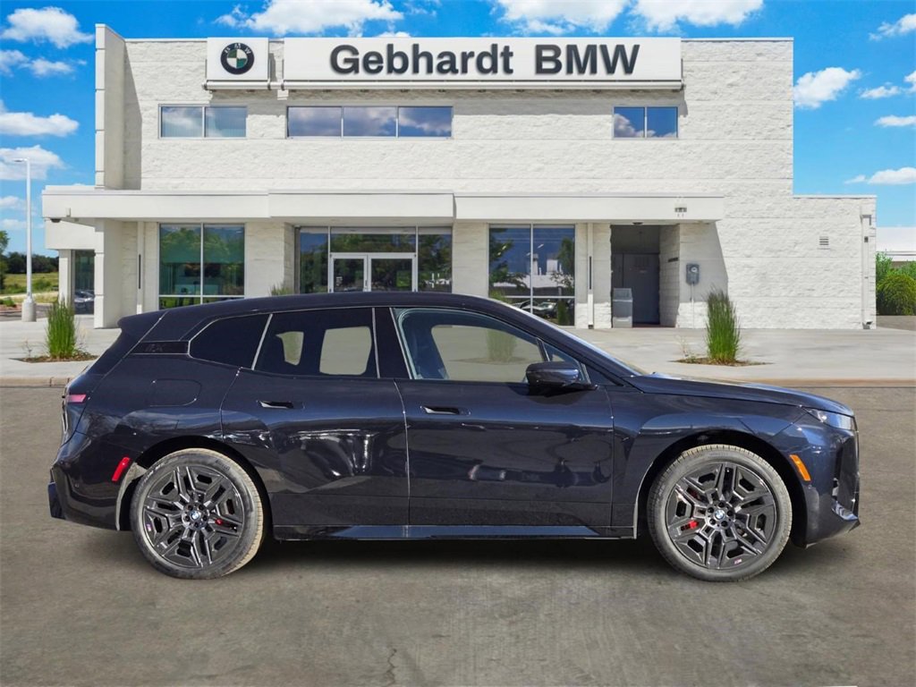 New 2026 BMW iX xDrive45 w/ M Sport Package image 4