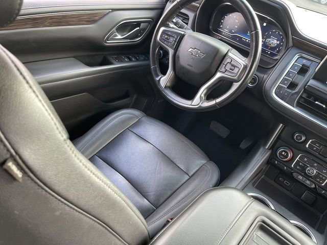Used 2022 Chevrolet Suburban Z71 image 14