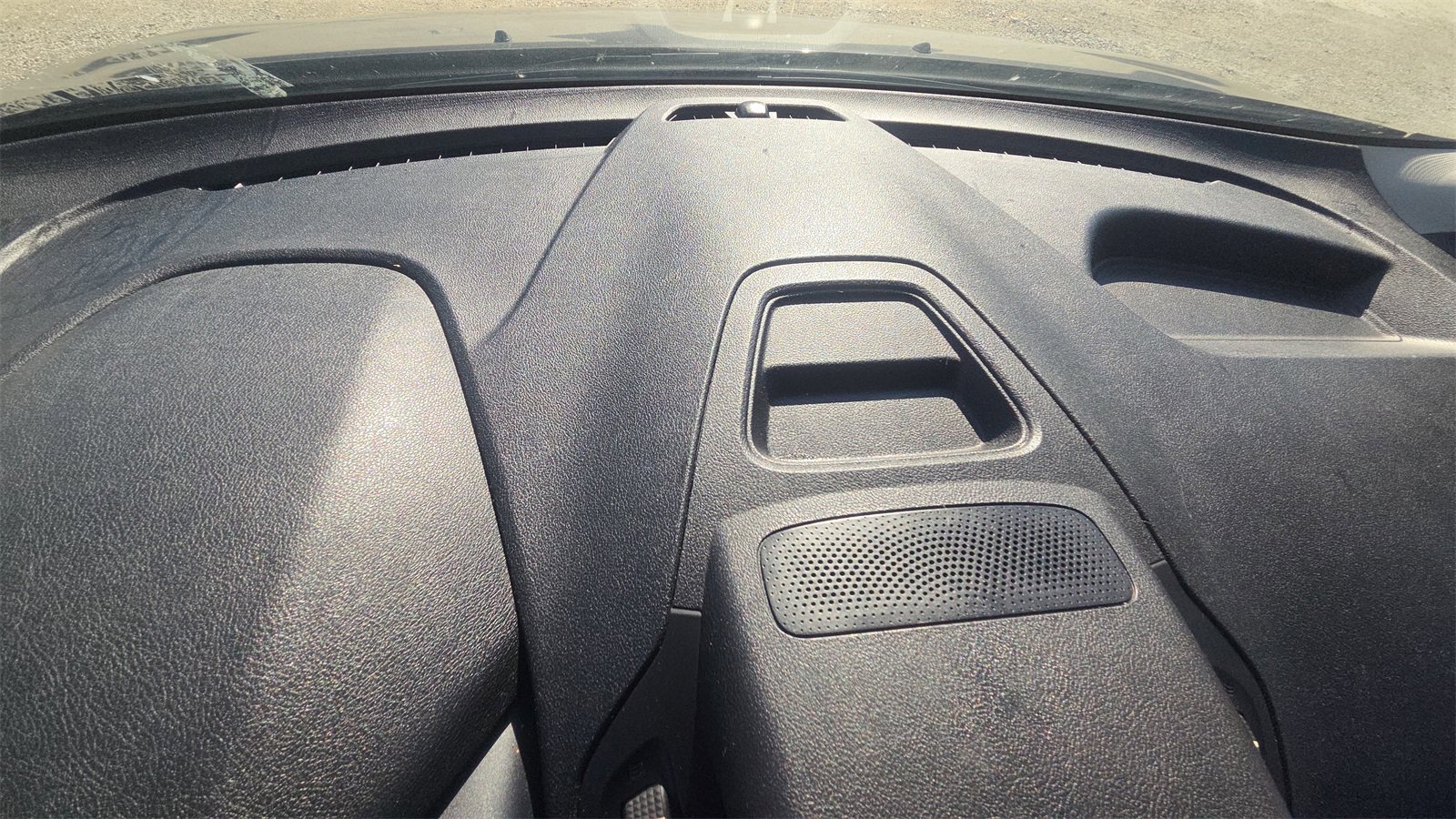 Used 2021 Ford Transit Connect XL image 28