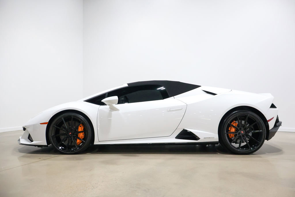 Used 2024 Lamborghini Huracan EVO image 15
