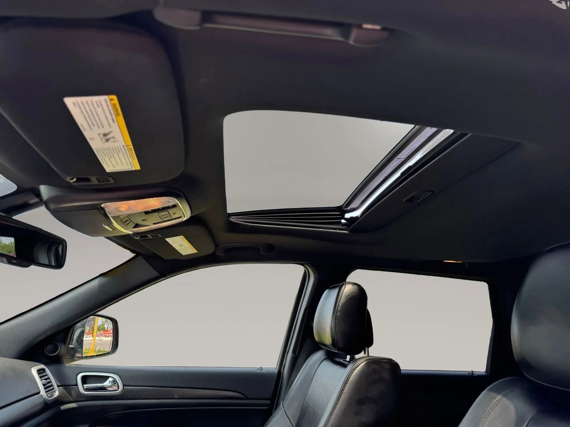 Used 2015 Jeep Grand Cherokee Altitude image 11