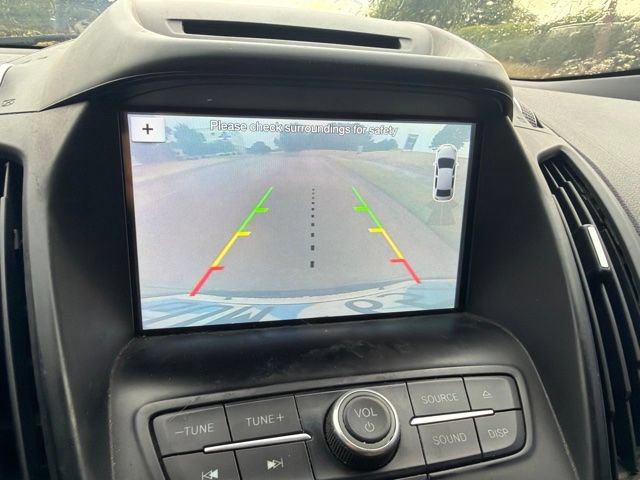 Used 2017 Ford Escape SE w/ Equipment Group 201A FWD image 12