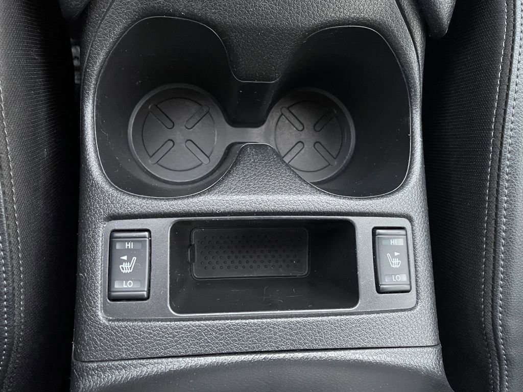 Used 2022 Nissan Rogue Sport SL w/ Premium Package image 31