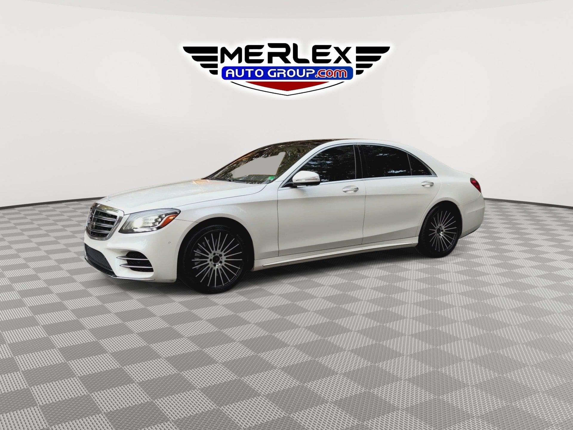 Used 2019 Mercedes-Benz S 560 4MATIC Sedan image 4