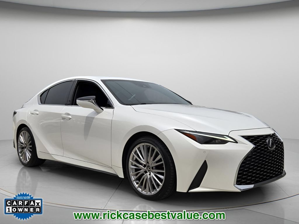 Used 2023 Lexus IS 300 w/ Premium Package RWD image 9