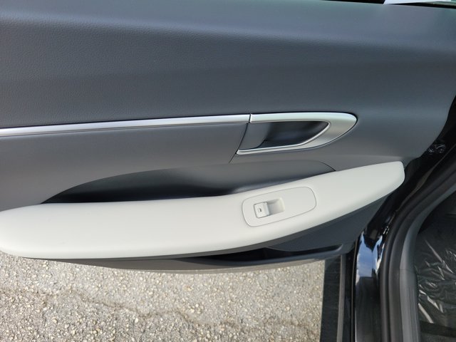 New 2026 Hyundai Sonata SEL FWD image 11