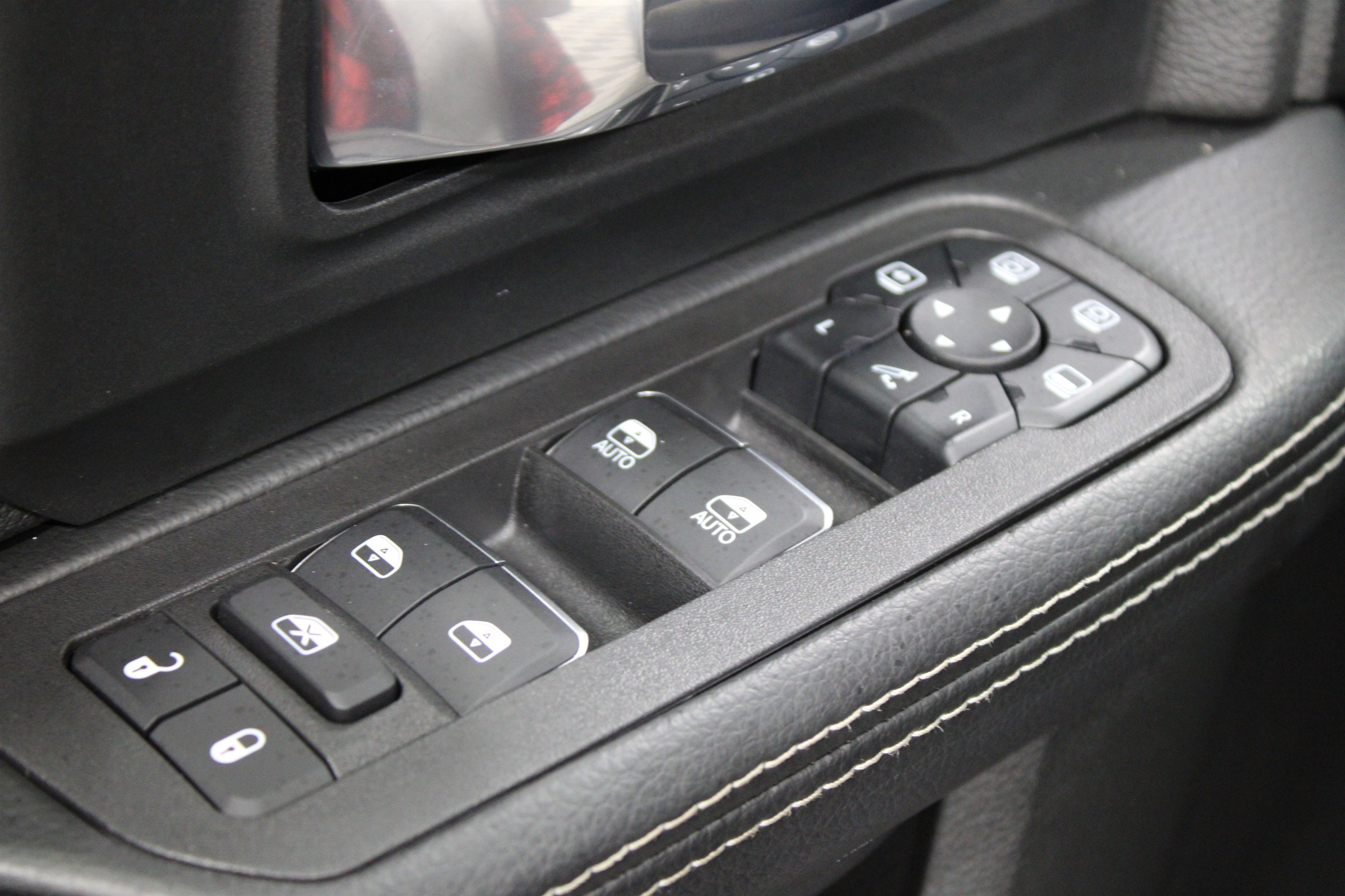 Used 2025 RAM 2500 Laramie image 9