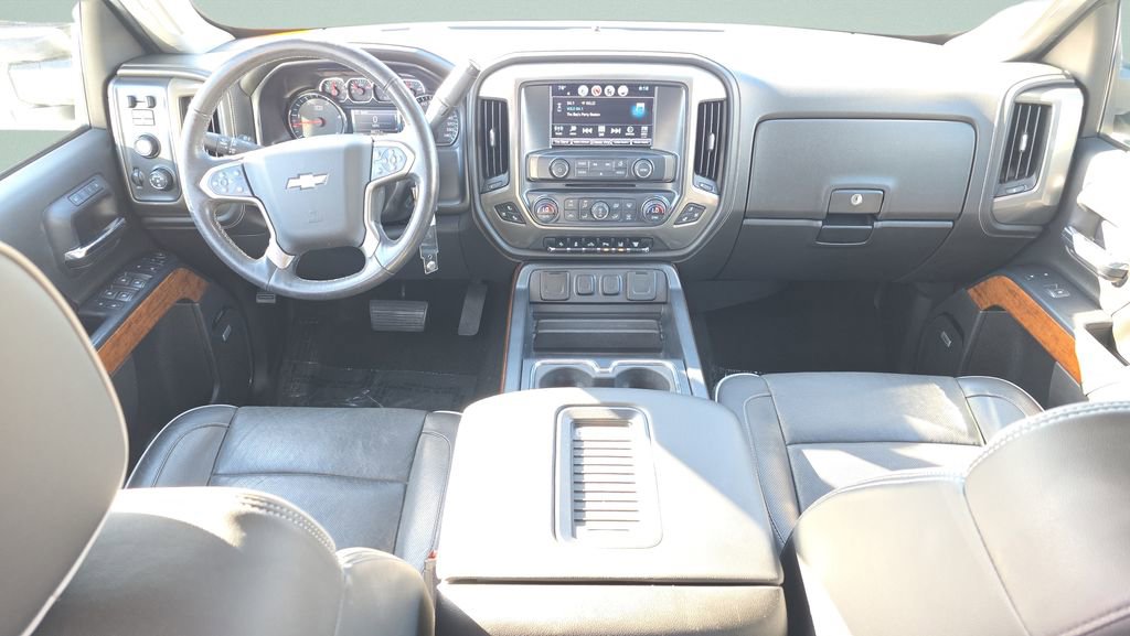 Used 2017 Chevrolet Silverado 3500 High Country w/ Duramax Plus Package image 11