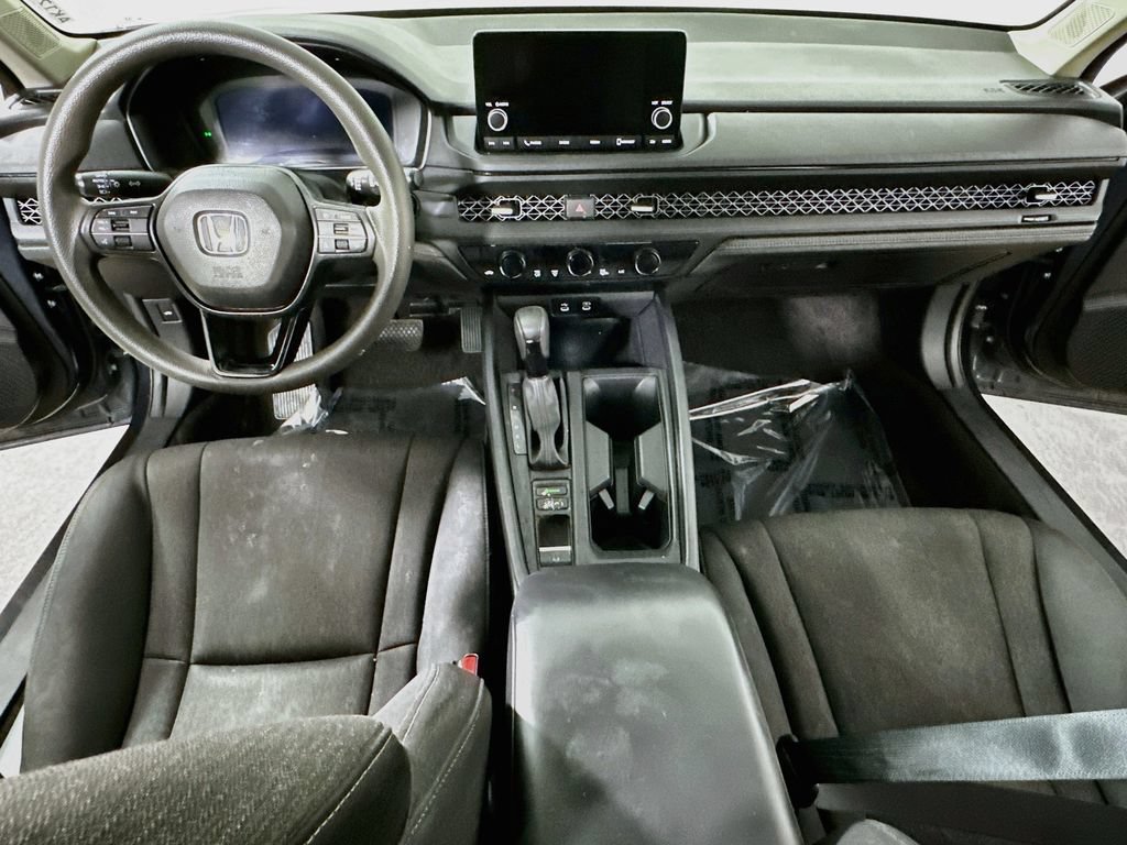 Used 2025 Honda Accord SE image 16